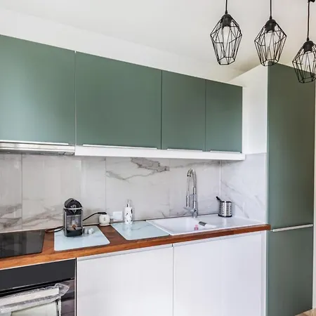 Nice Apt With Loggia Close To The Beach サナリー・シュル・メール
