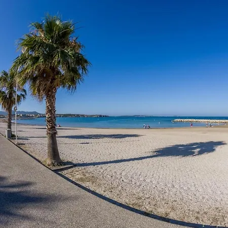 Nice Apt With Loggia Close To The Beach サナリー・シュル・メール